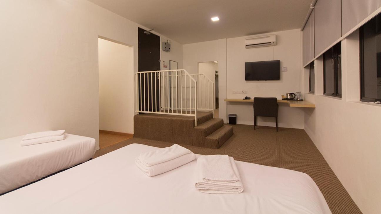 Hotel Raub Since 1968 Номер фото